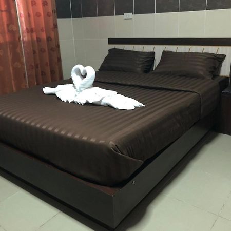 צ'ון בורי D5 Hotel สาขา มาบโป่ง מראה חיצוני תמונה